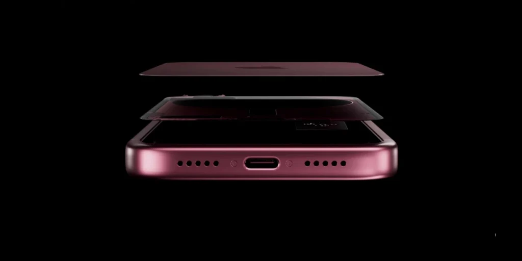 iPhone 18 pro max bottom top view آیفون 18 - بررسی زمان عرضه، مشخصات و قیمت iPhone 18